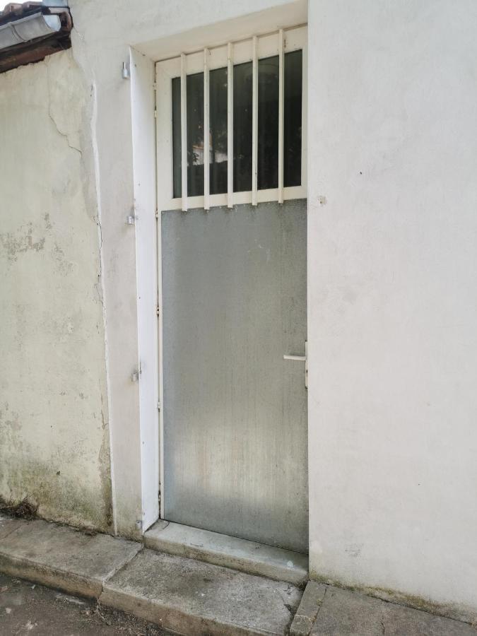 Rvs Apartment ลาโรแชล ภายนอก รูปภาพ